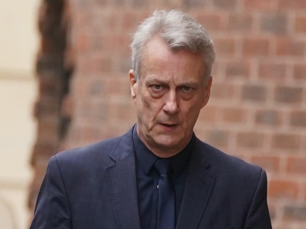Actor Stephen Tompkinson tells assault trial it would be &lsquo;career suicide&rsquo; to hit someone
