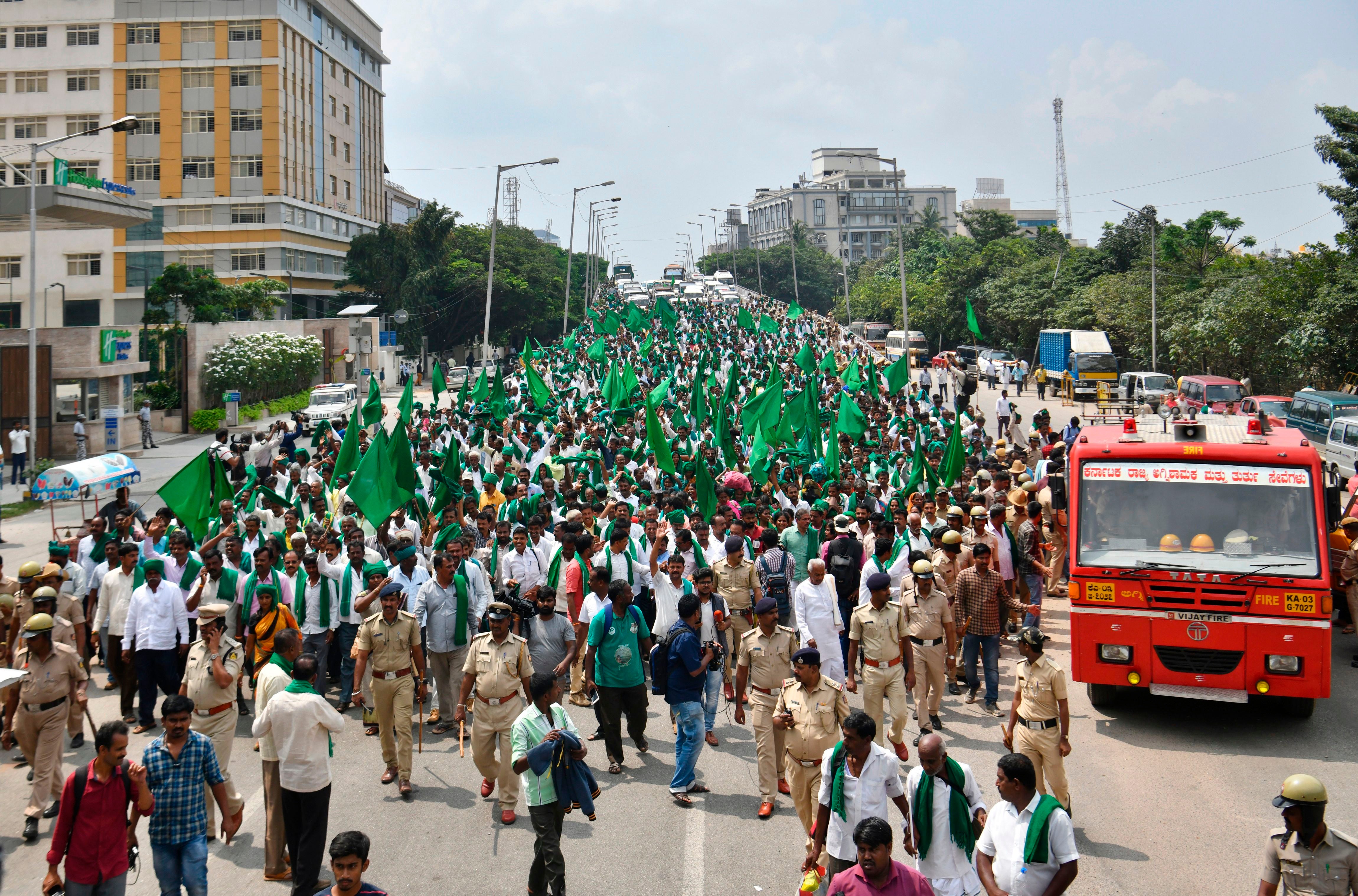 Farmers in Karnataka protest over the inadequate distribution of compensation to the farming community victims of flood and drought