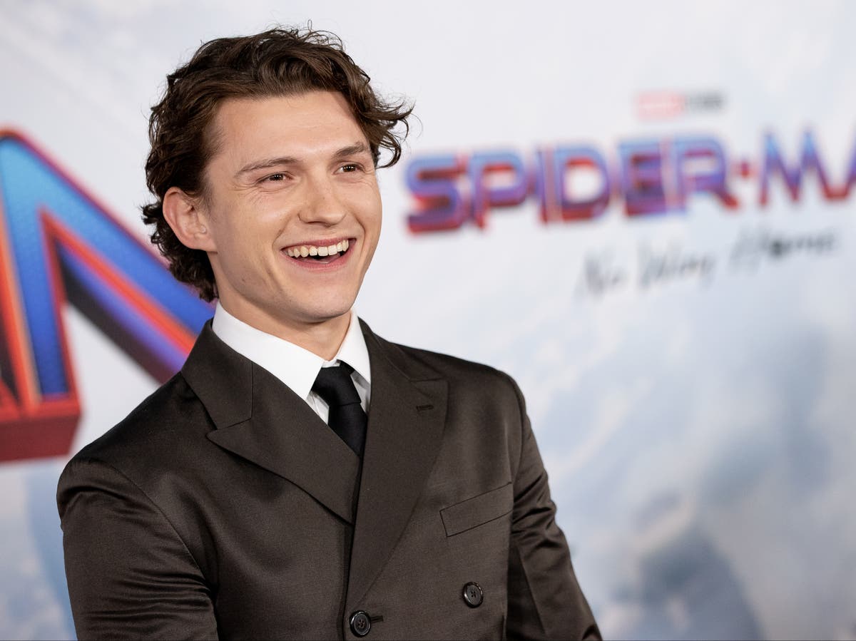 Tom Holland reveals he’s been sober for over a year Tom Holland reveals he’s been sober for over a year