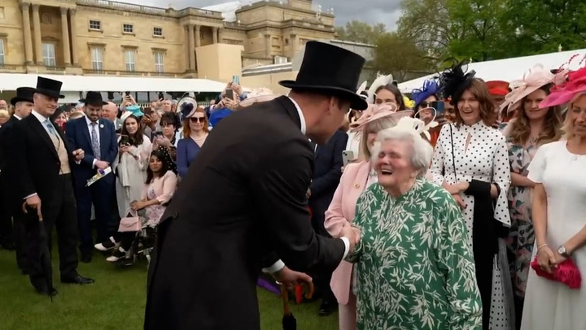 William has heartwarming interaction with royal fan, 93, who has been to three coronations