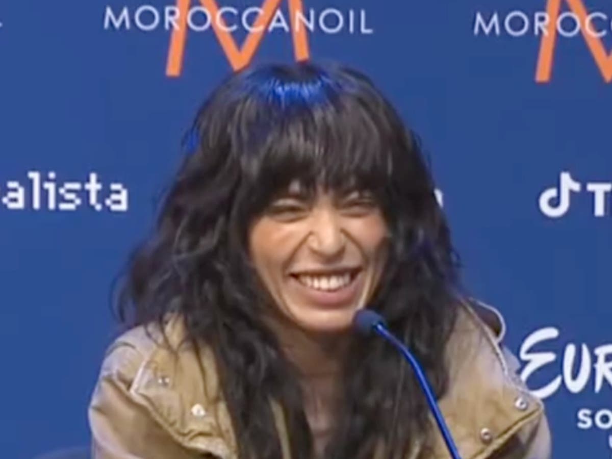 Eurovision singer laughs in face of reporter who questions her vocals