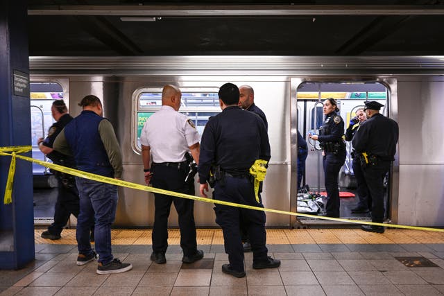 NUEVA YORK-METRO-MUERTE