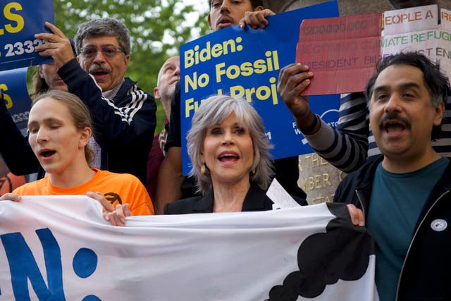 <p>Jane Fonda joins a climate protest in New York City close to where Biden attended a fundraiser for his 2024 election campaign </p>
