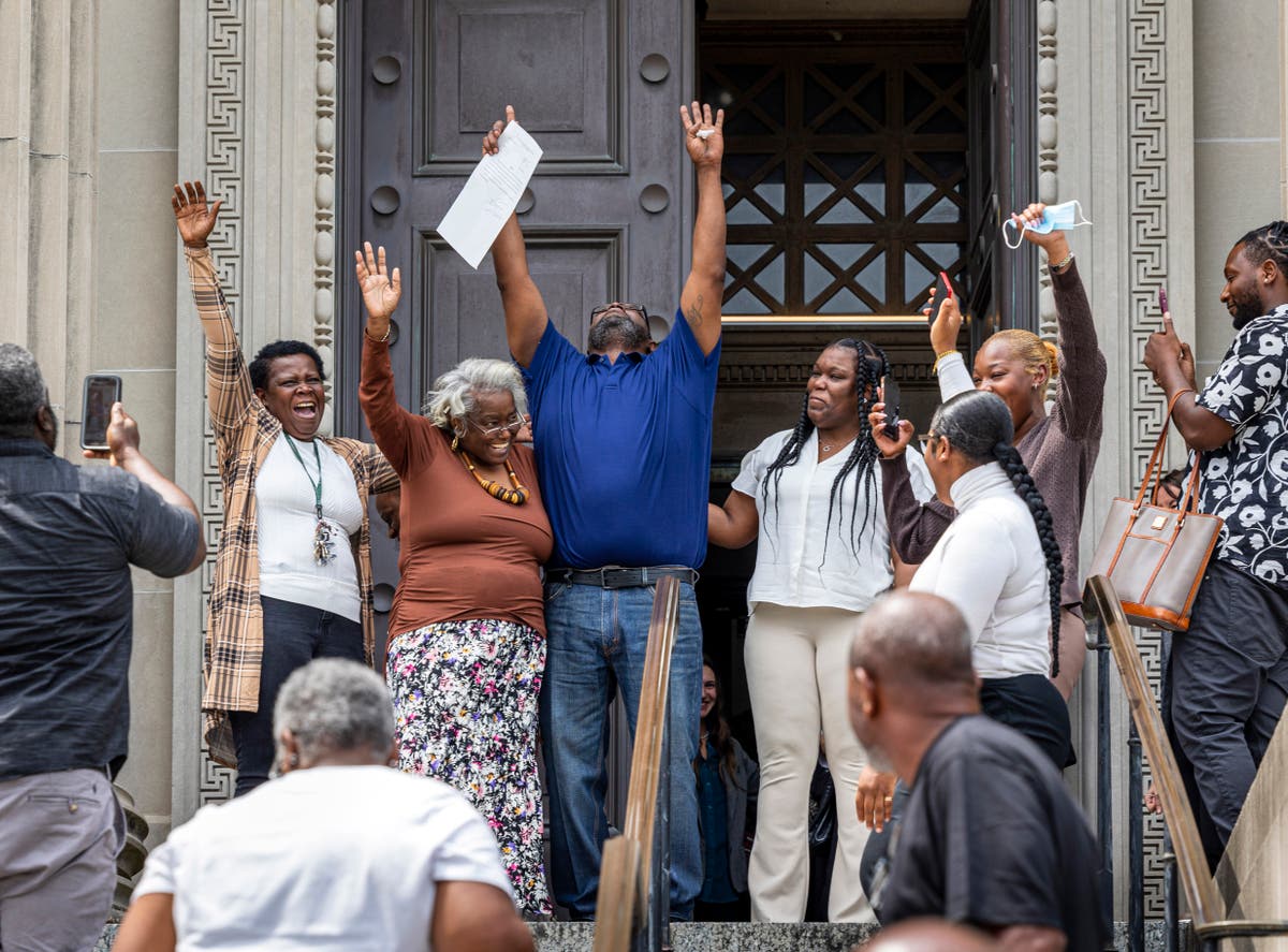 Man falsely accused of raping stepdaughter walks free after she spent 20 years insisting he didn’t do it