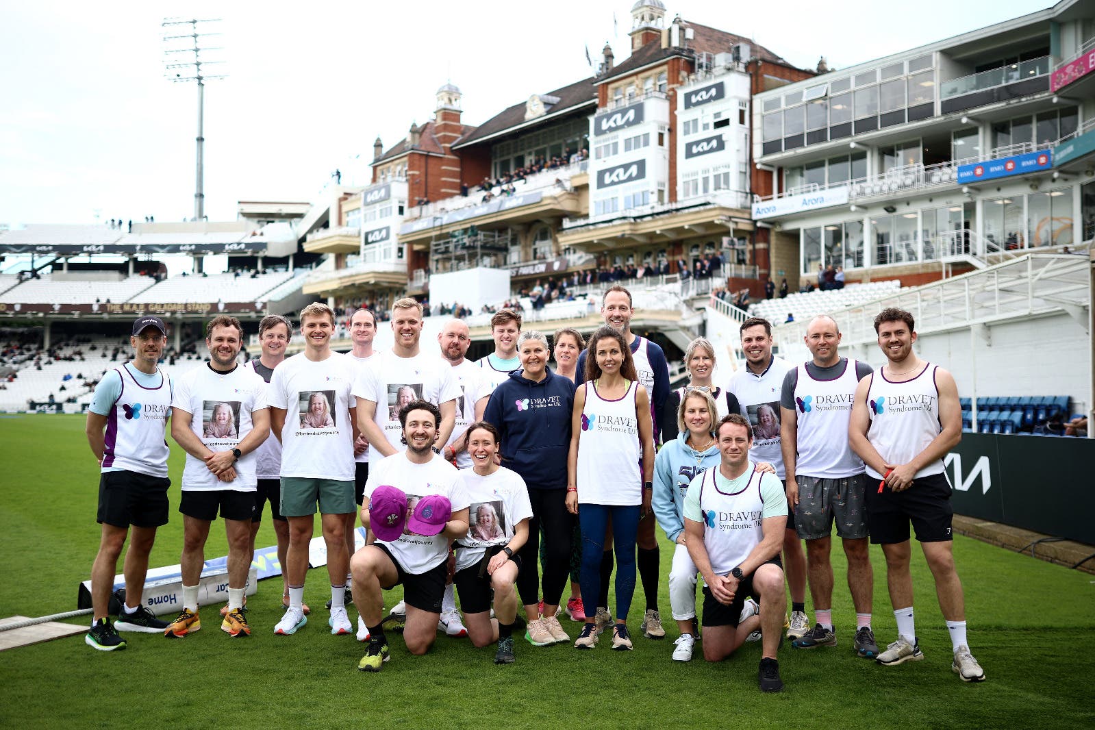 Matt Dunn and wife Jessica led a team of runners from Lord’s to the Kia Oval on Thursday to raise funds for Dravet Syndrome UK (Ben Hoskins/Surrey CCC/Handout)