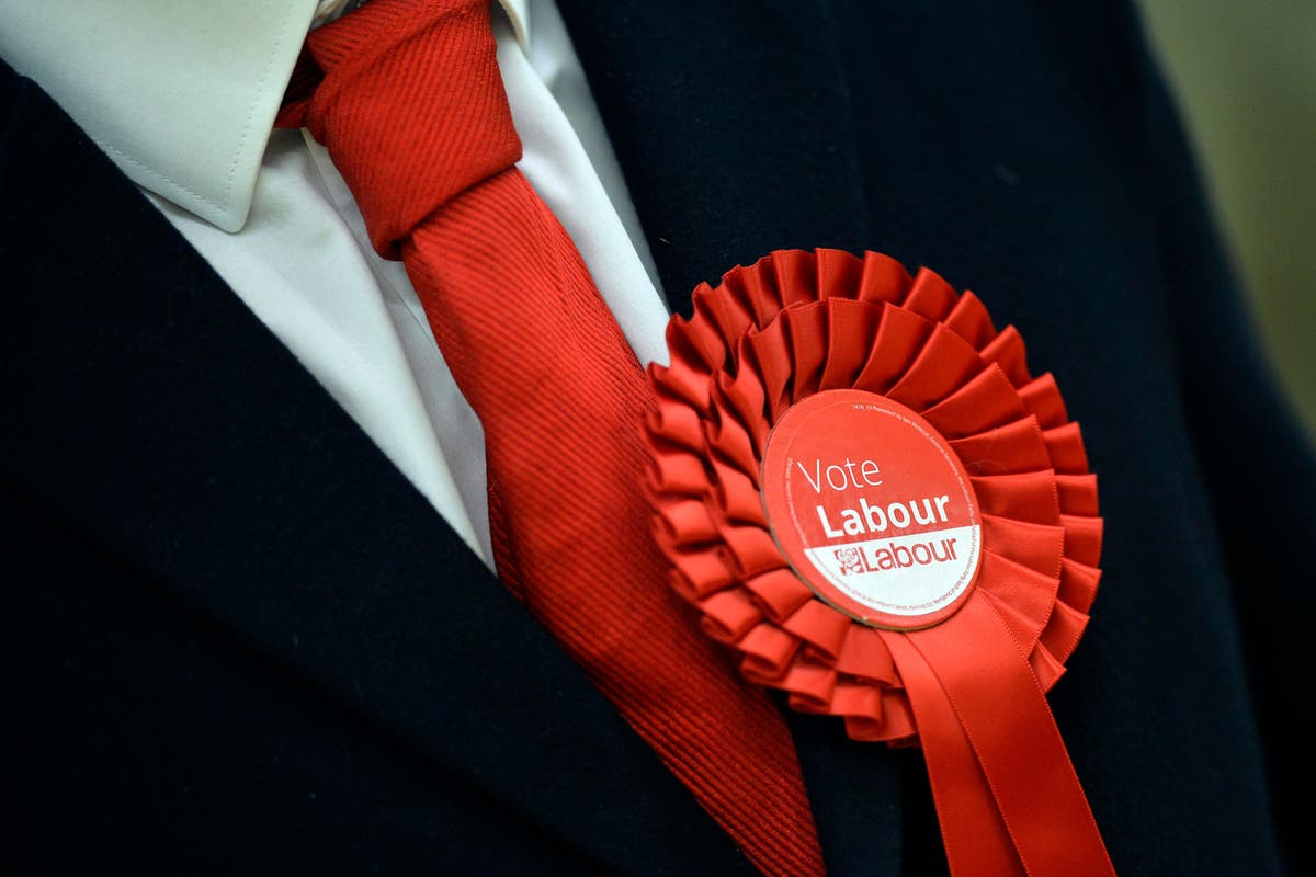 Senior Labour aide &lsquo;found to have groped intern&rsquo; has left job, party says