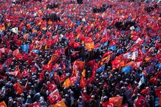 Erdogan risks losing power as Turkey’s high-stakes election reaches its climax