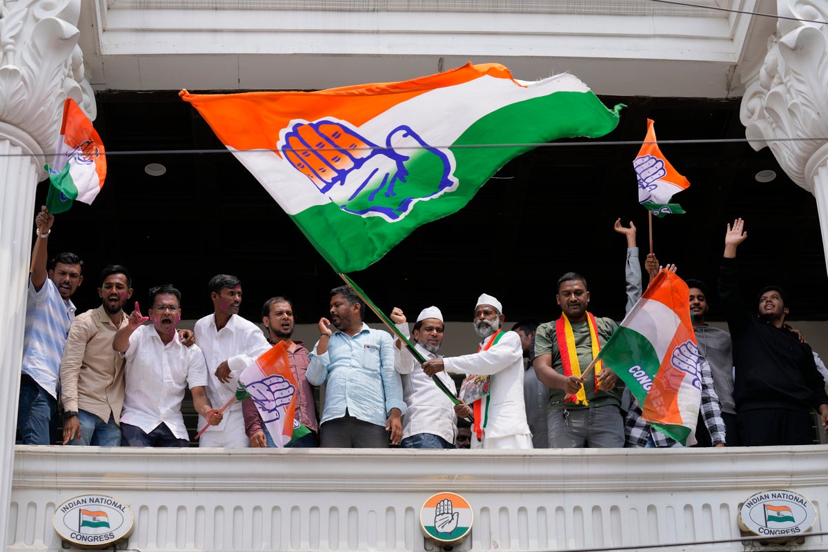 Modi'nin Hindu milliyetçi partisi, ulusal seçimler öncesinde yapılan anketlerde Hindistan'ın Karnataka eyaletini kaybetmeye hazırlanıyor