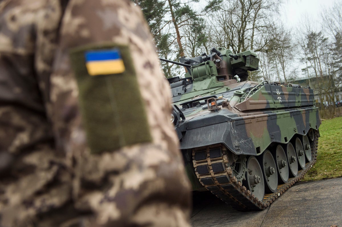 Ukraine’s Zelenskyy arrives in Berlin to meet German leaders, discuss arms deliveries