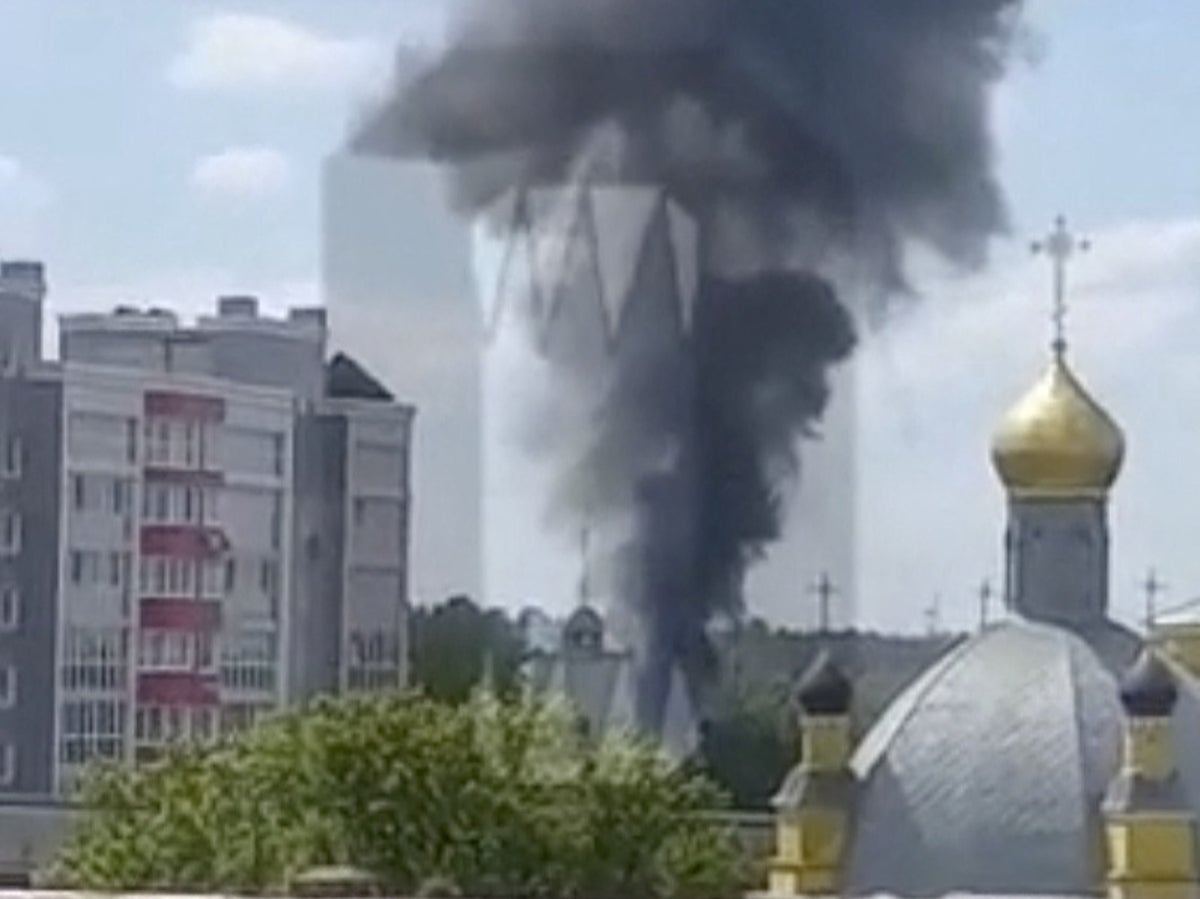 Video, helikopterin Rusya üzerinde 'düşürüldüğü' anı gösteriyor gibi görünüyor