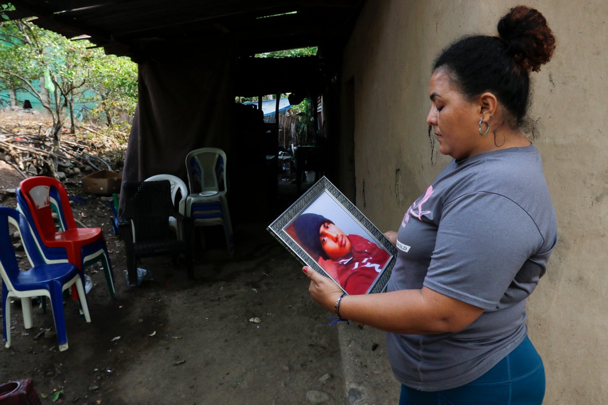 ABD'de gözaltında ölen Honduraslı göçmen gencin annesi, epilepsisi olduğunu ancak ciddi bir şekilde hasta olmadığını söyledi