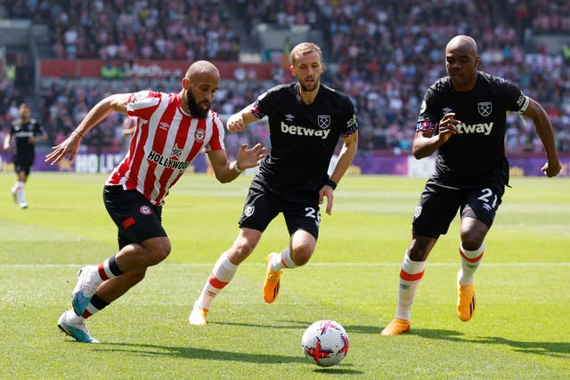 Em duelo da segunda parte da tabela, Brentford e West Ham buscam recuperação na Premier League 2 SEI155902652