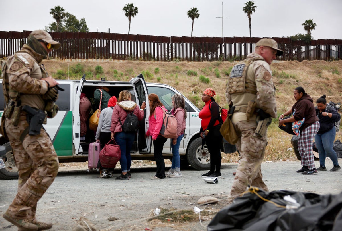DHS şefi, Başlık 42'nin sona ermesinden sonra yasadışı sınır geçişlerinde% 50 düşüş olduğunu duyurdu