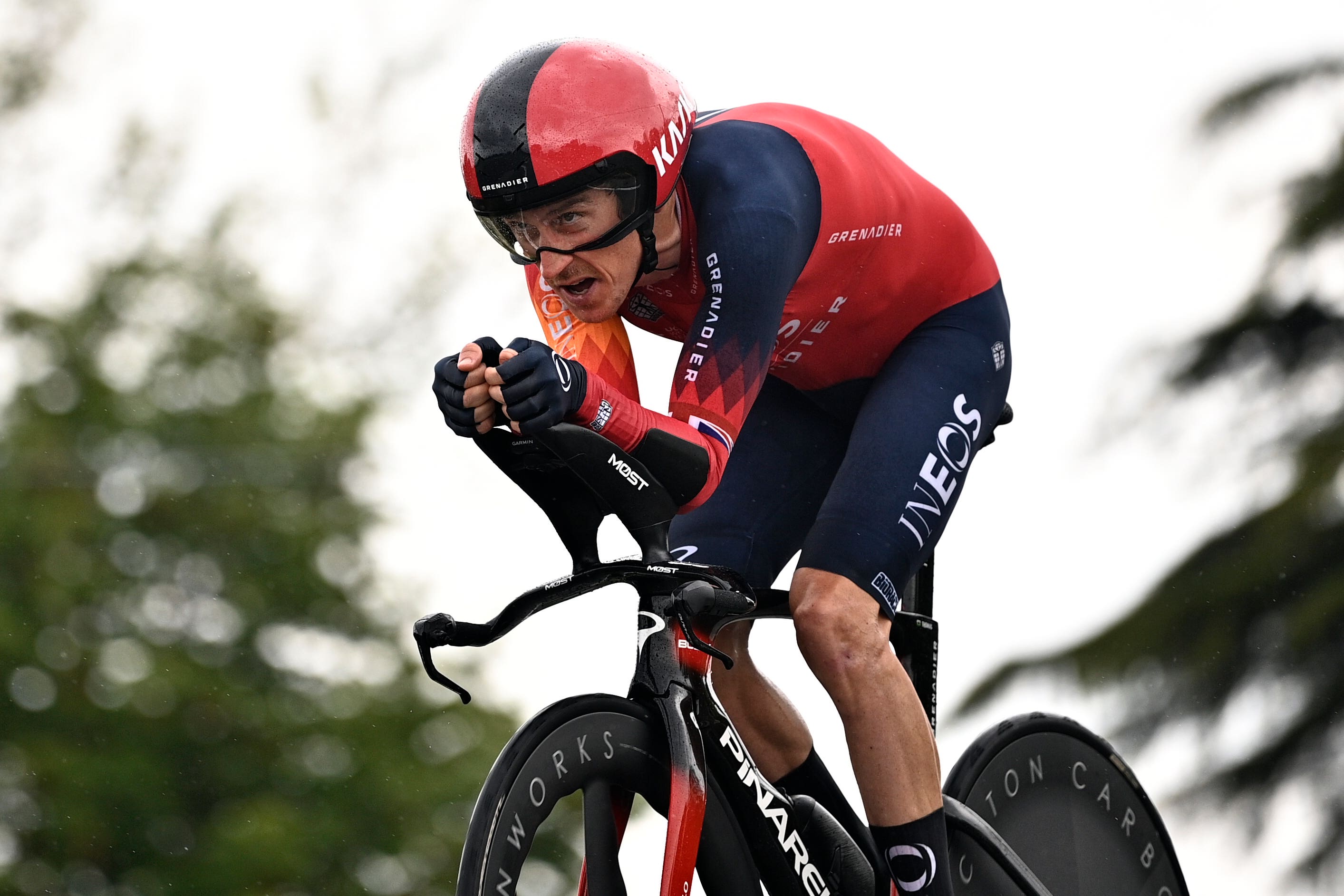 Geraint Thomas had been beaten by one second in Sunday’s time trial