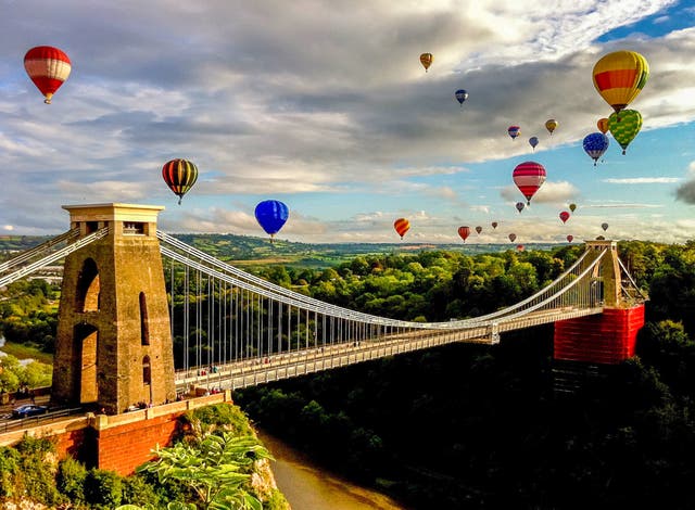 <p>Hot air balloons over Clifton Suspension Bridge, Bristol</p>