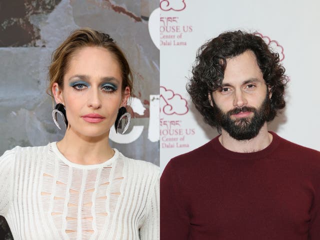<p>Jemima Kirke and Penn Badgley</p>