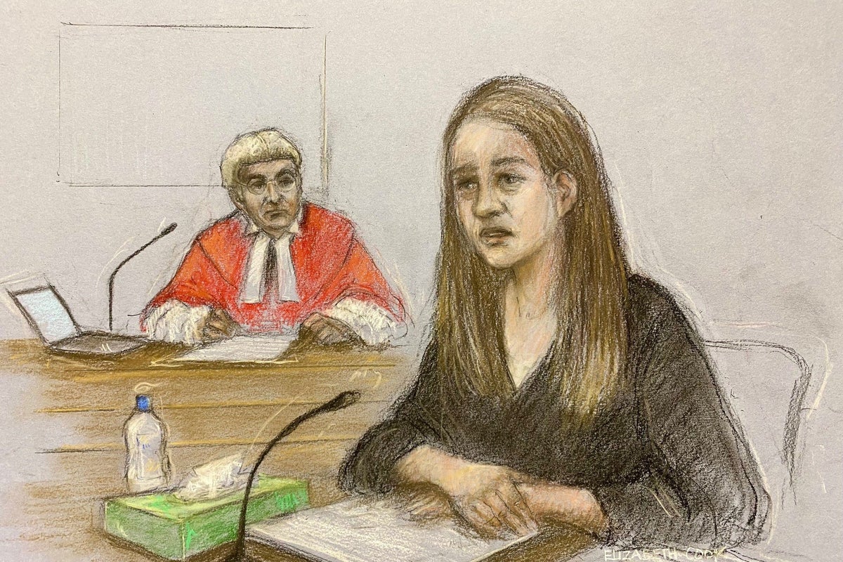 Nurse photographed thank you card from alleged victims’ parents, court told