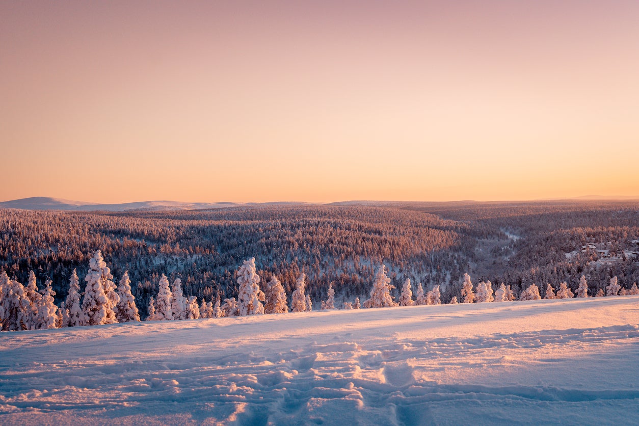 <p>Sunset over part of Finnish Lapland </p>