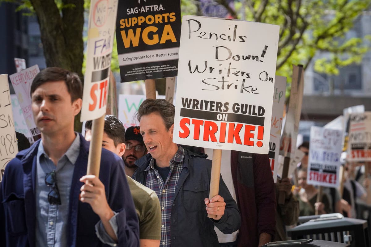 Writers strike felt in missing NBC stars, absence of Fox schedule for