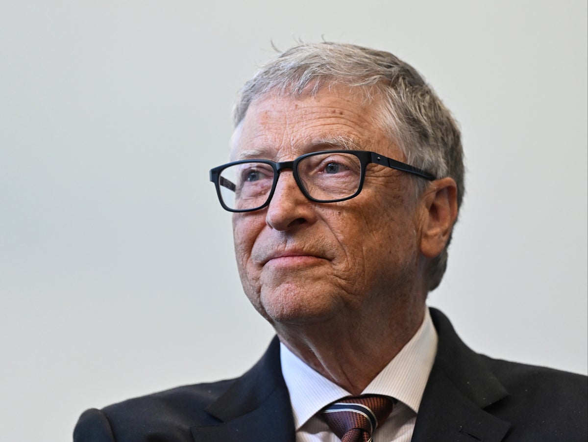 Bill Gates reveals what he wishes he knew when he was younger