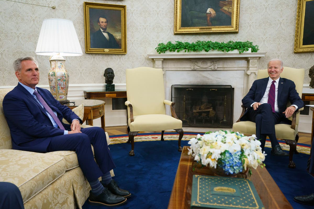 Live: Reporters await outcome of closed doors meeting between Biden and GOP leaders on debt ceiling Live: Reporters await outcome of closed doors meeting between Biden and GOP leaders on debt ceiling
