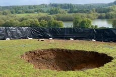 Six-metre-deep sinkhole opens up near HS2 tunnel in Buckinghamshire