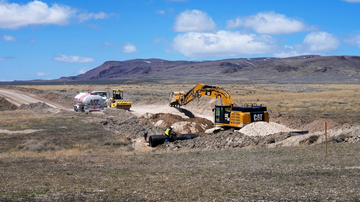 Biden administration clarifies 1872 Mining Law; says Nevada lithium mine can proceed