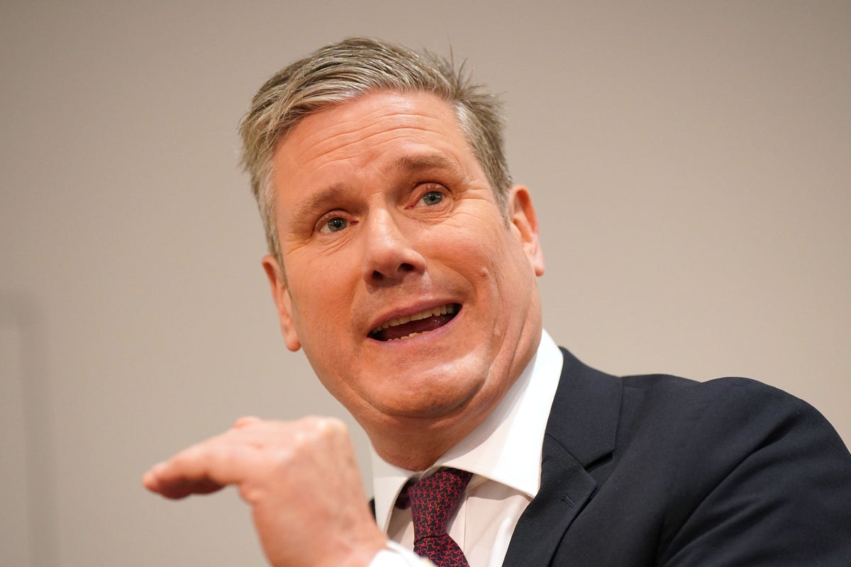 Keir Starmer calls for discussion about building homes on green belt