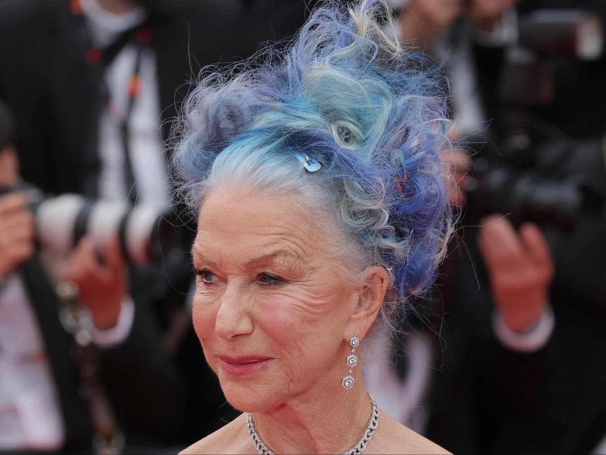 Helen Mirren stuns fans with blue hair look on opening day of Cannes Helen Mirren stuns fans with blue hair look on opening day of Cannes
