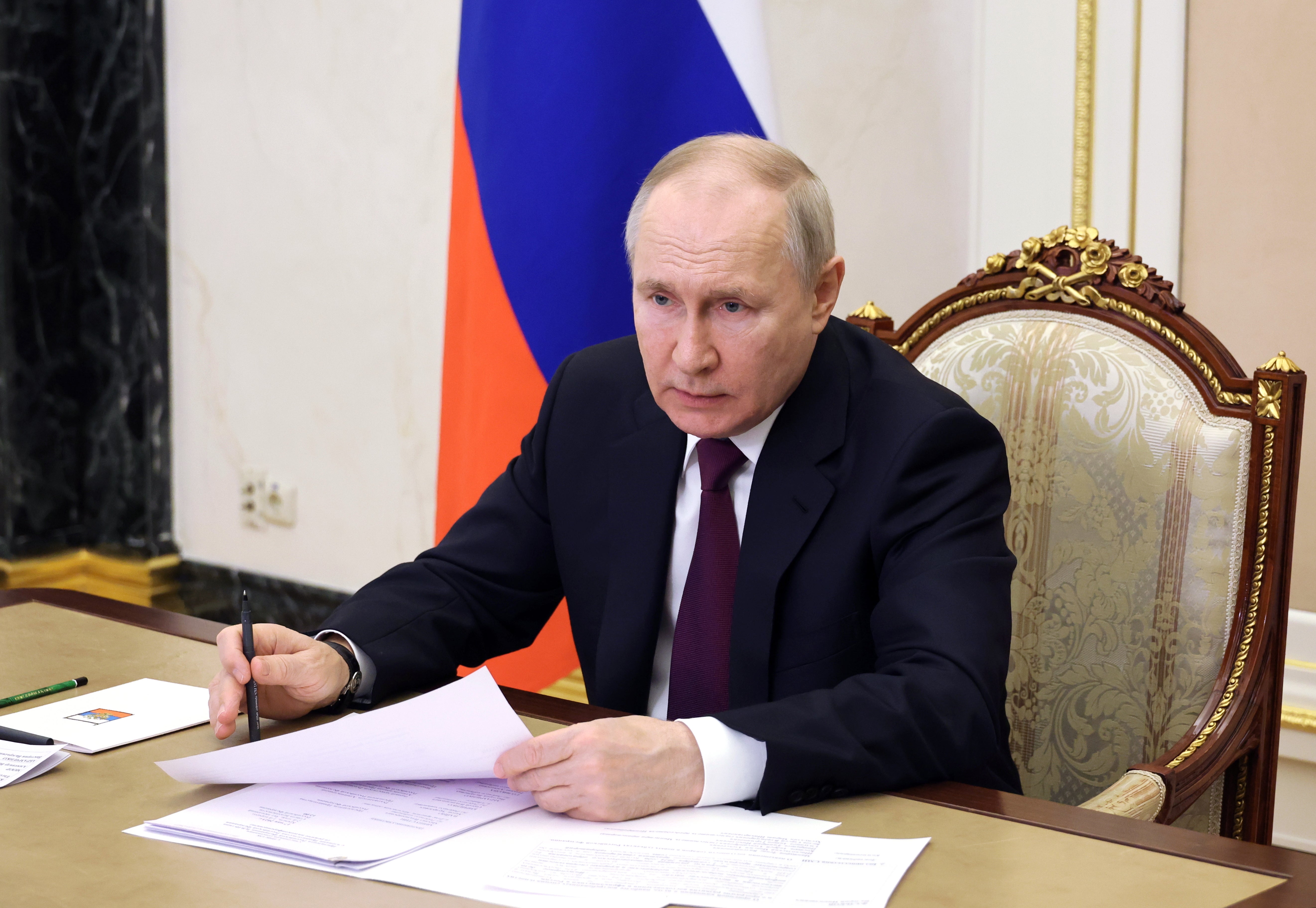 Putin đụng độ với bộ trưởng tài chính riêng về thiệt hại đối với nền kinh tế Nga do lệnh trừng phạt dầu mỏ