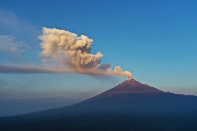 <p>The Popocatepetl Volcano spews ash and smoke as seen from the state of Puebla, Mexico, on May 18, 2023</p>
