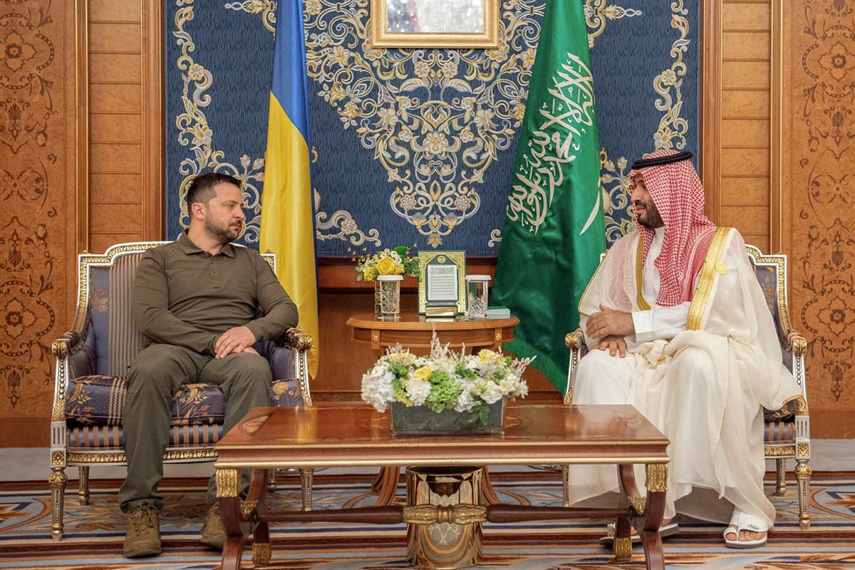 Diplomatic tour by Ukraine’s Zelenskyy highlights Putin’s stark isolation