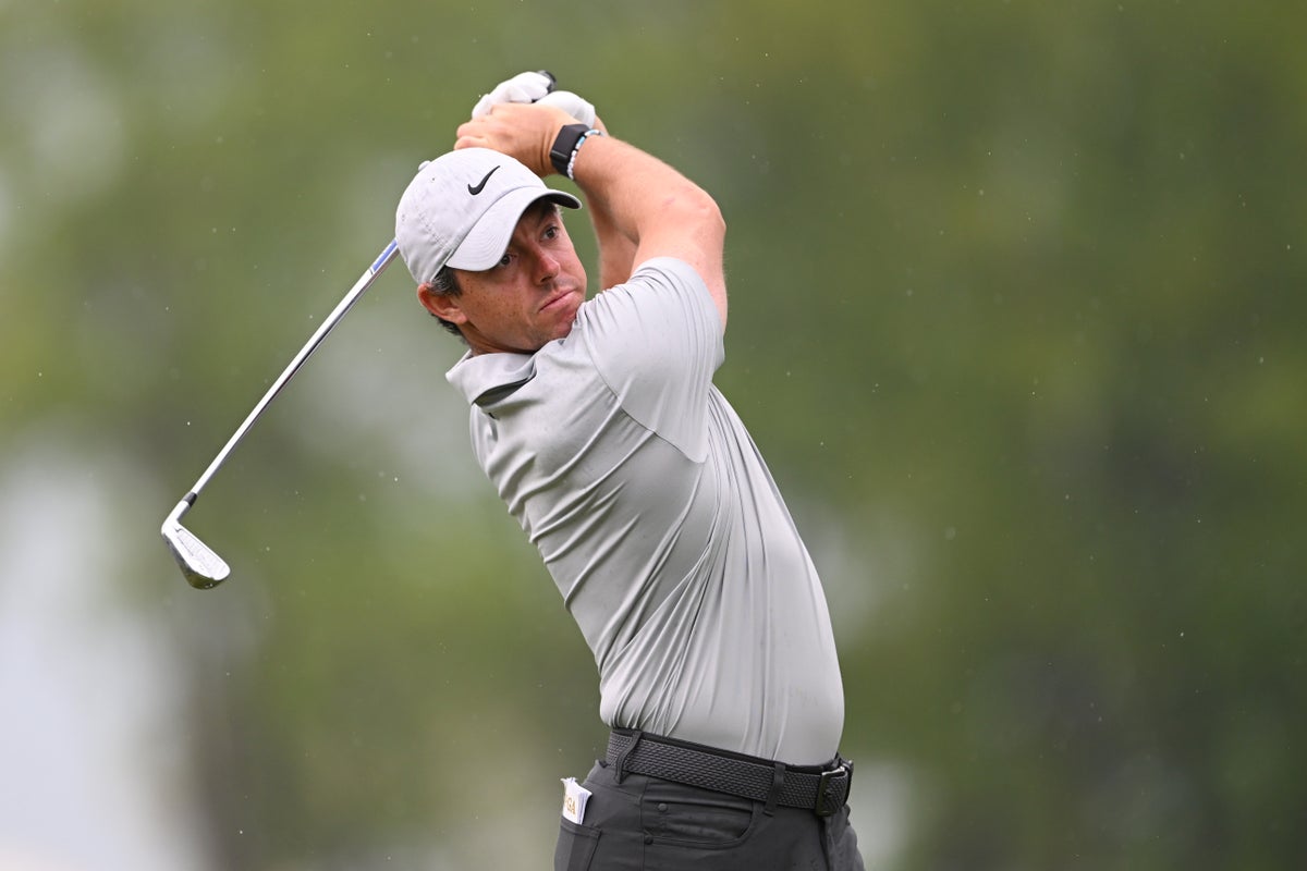 Rory McIlroy in contention after tricky second round at US PGA Championship