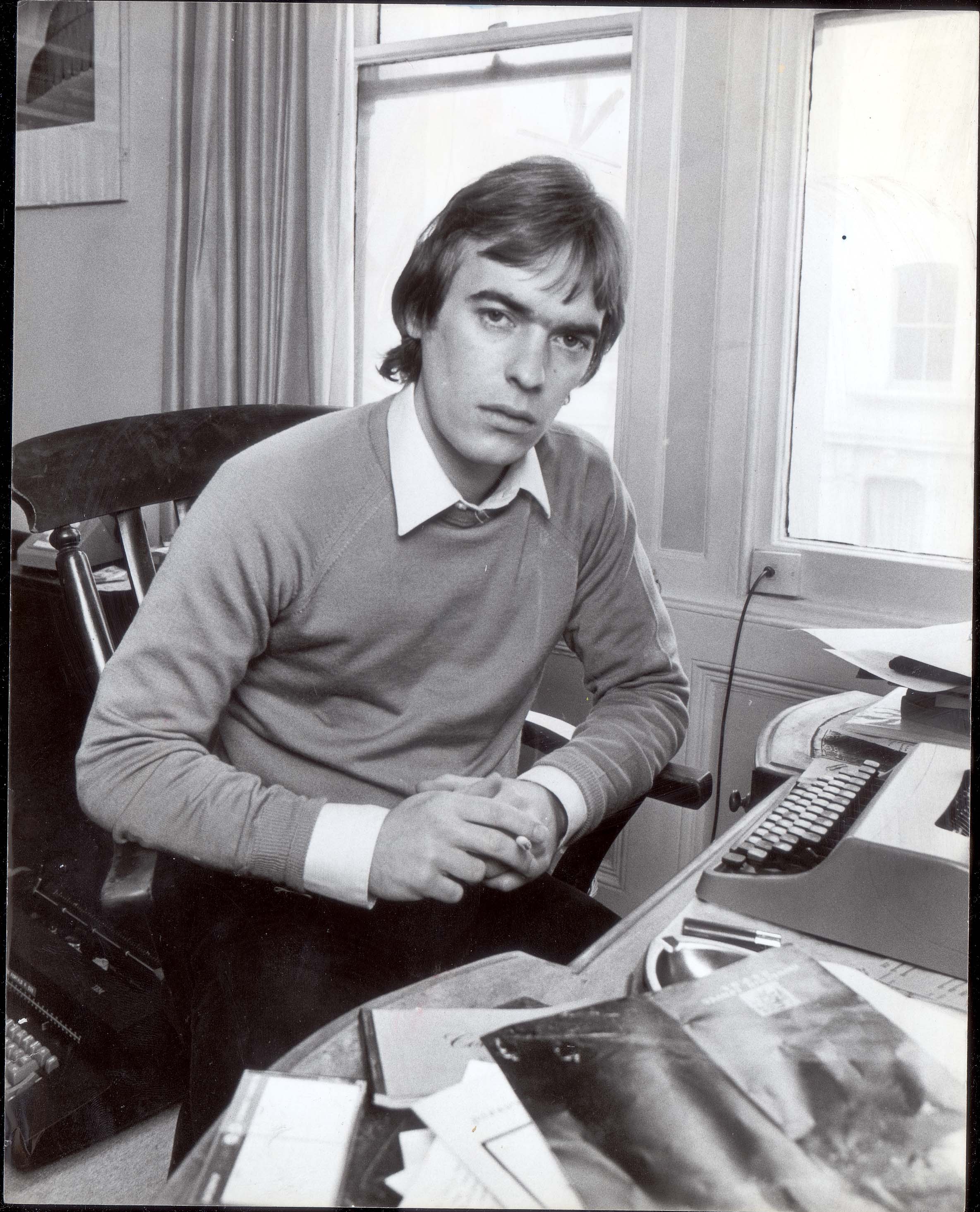 Amis at his writing desk in London, 1981