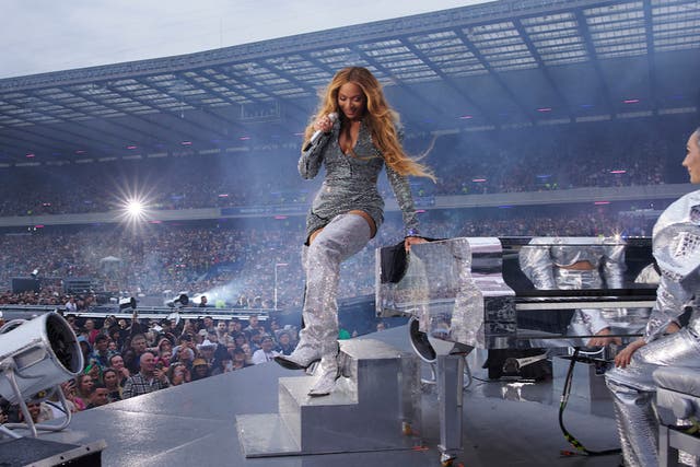 <p>Beyoncé performing at Murrayfield, Edinburgh</p>