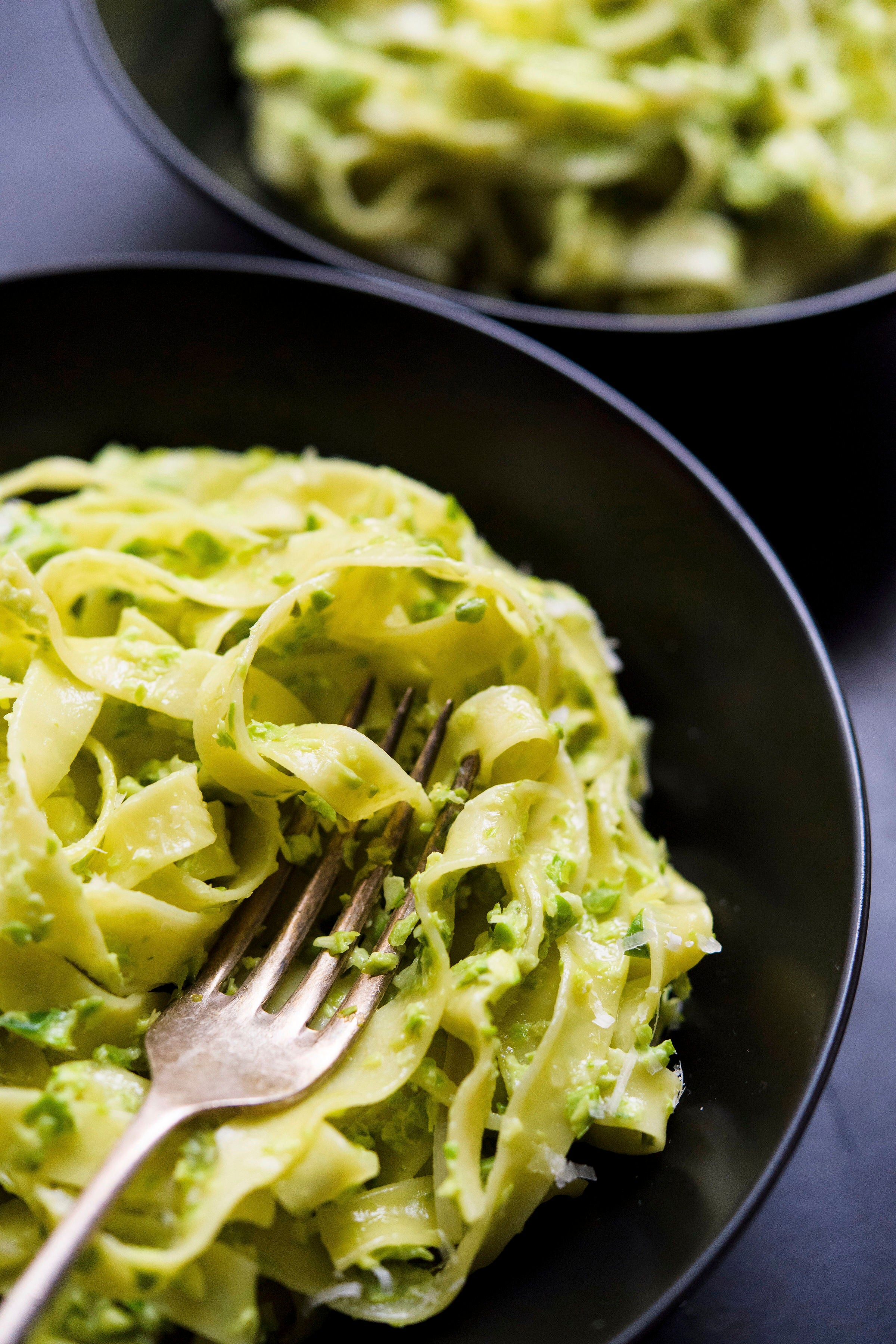 Food-MilkStreet-Creamy Asparagus Pasta