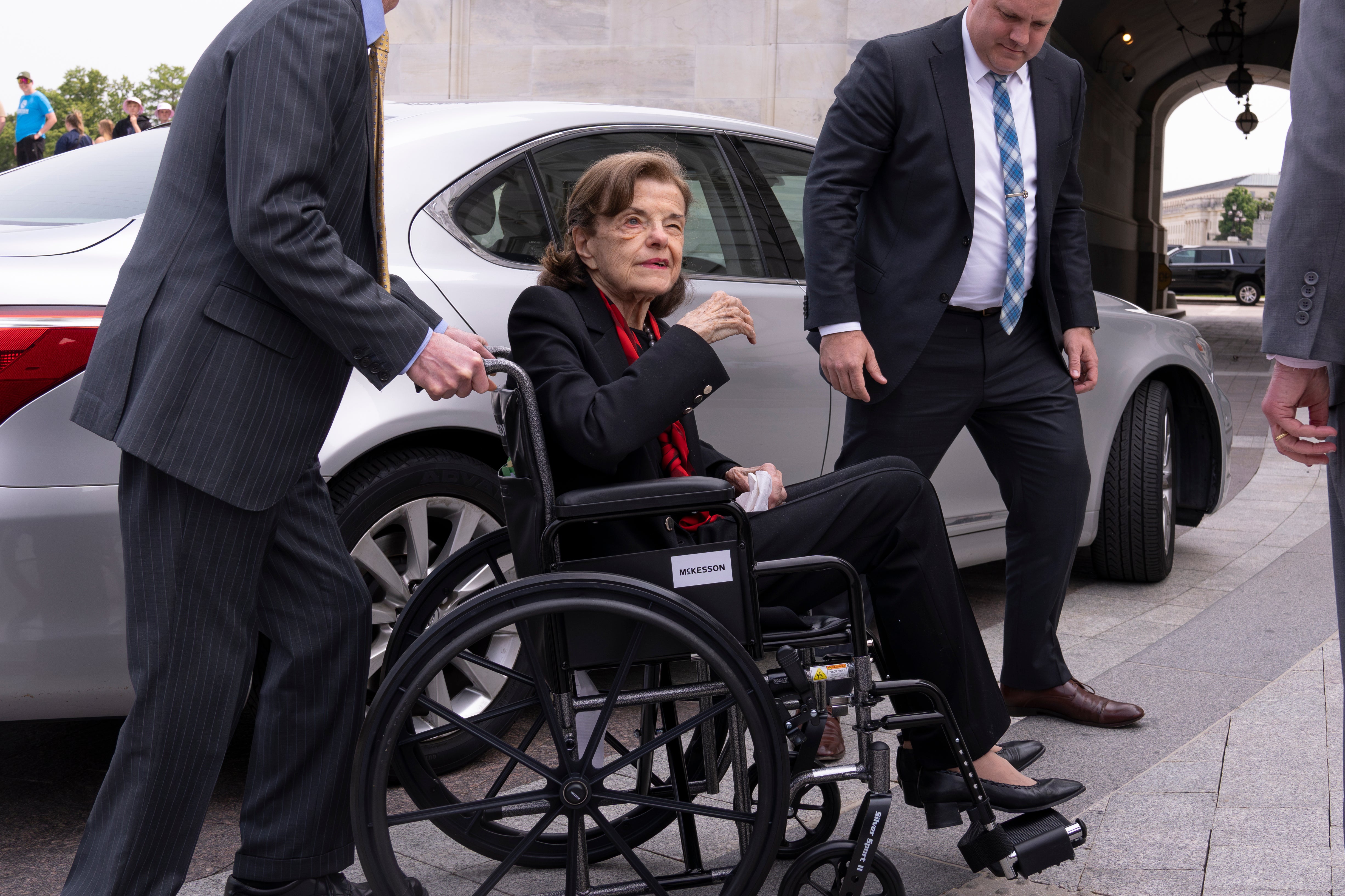 Senator Dianne Feinstein has full-time aides to help…