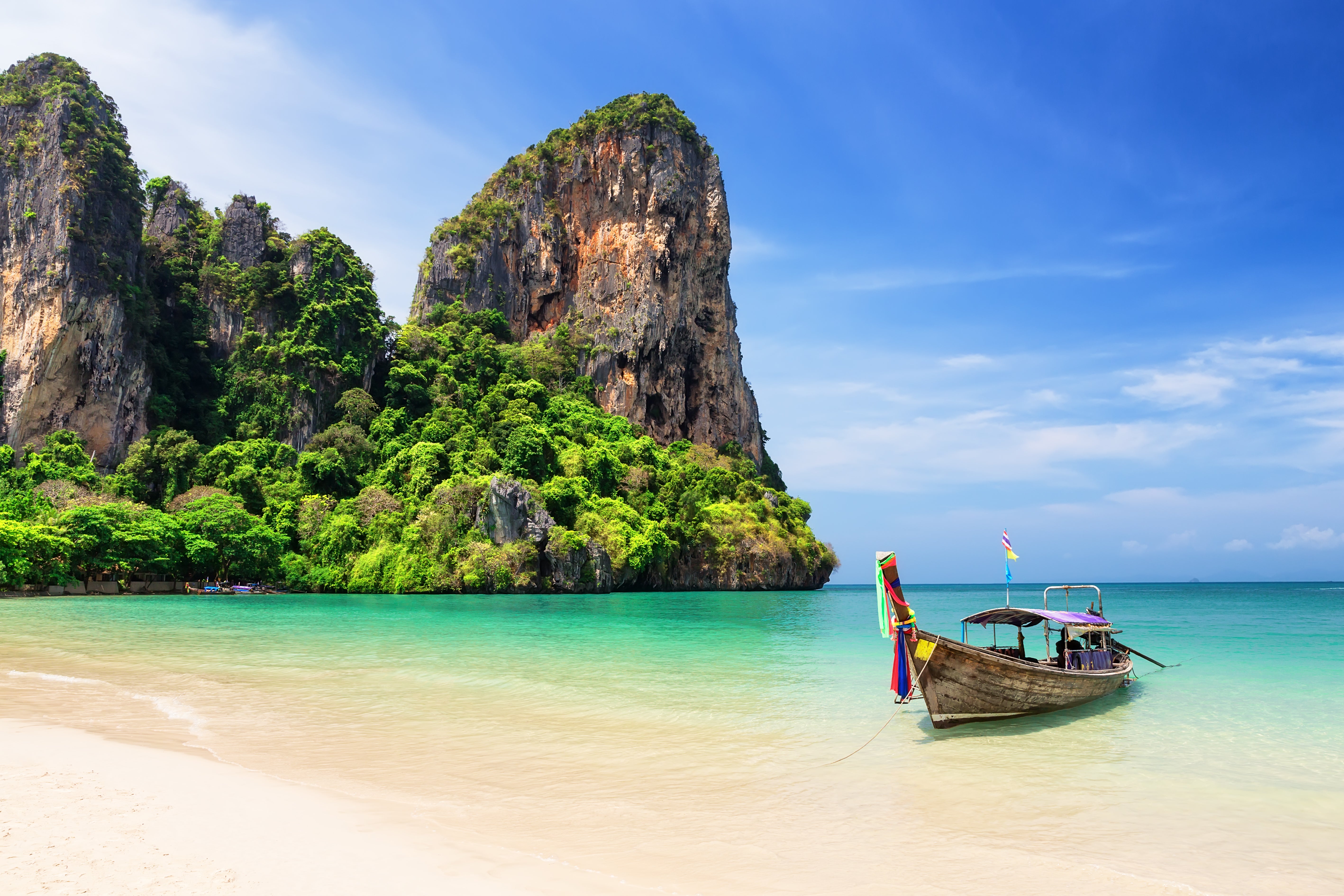Combine tradition and culture with luxury in Thailand