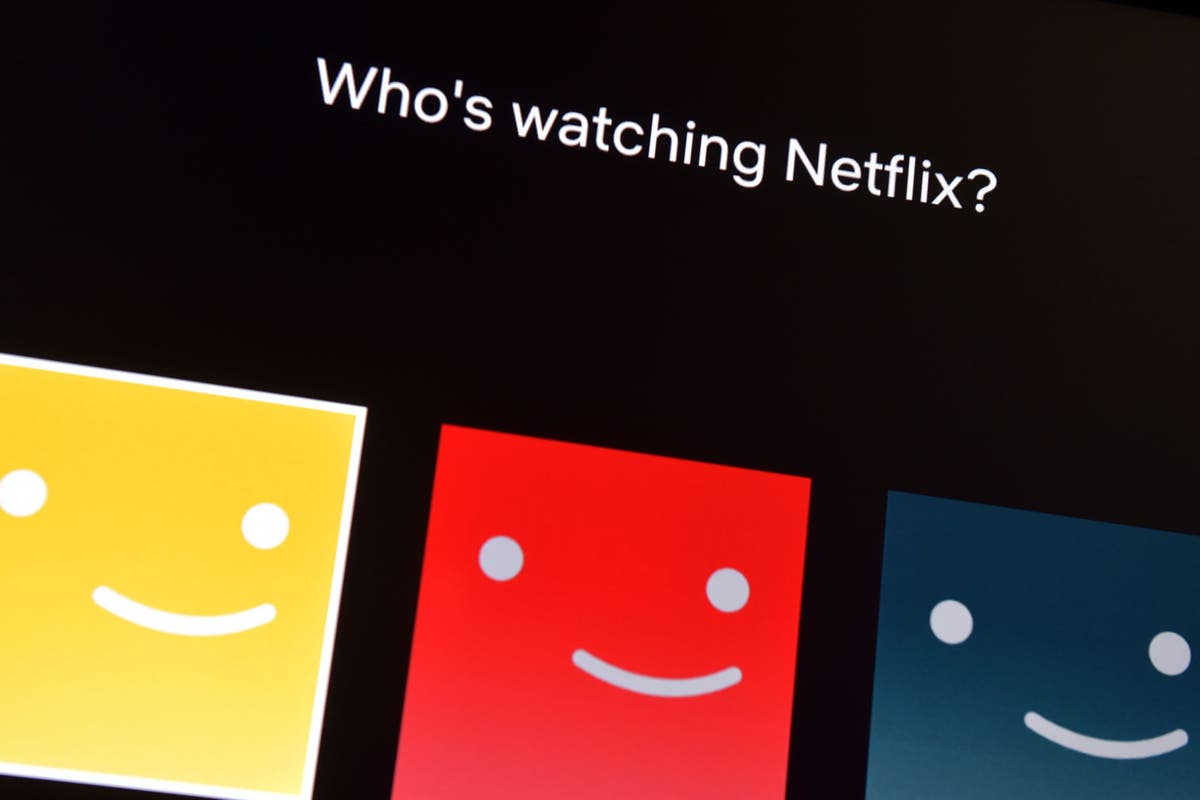 Netflix begins sending emails to UK and US customers about account sharing