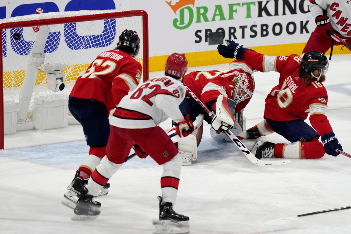 Gambling logos and ads seen every 13 seconds during big hockey games, new report shows