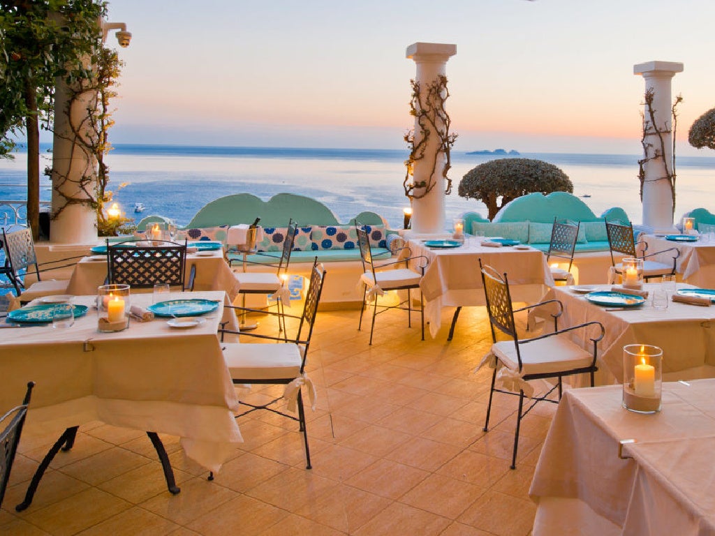Drinks, dinner and spectacular sea views are waiting at this Positano bolthole