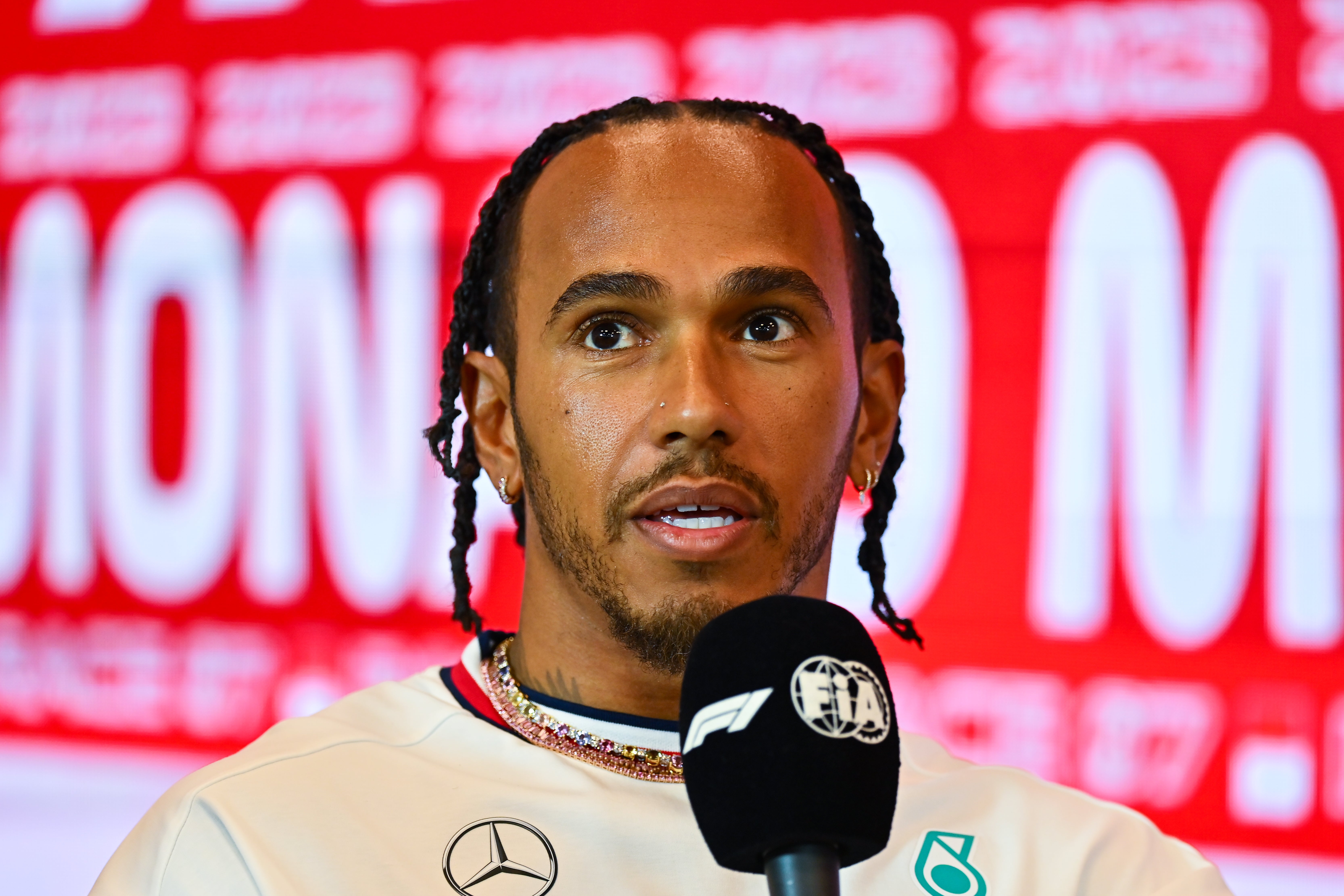 Lewis Hamilton re-affirmed his commitment to signing a new deal with Mercedes on Thursday