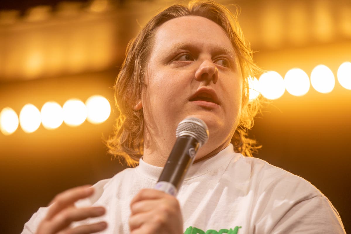 Lewis Capaldi invites fan on stage for duet at Bristol gig