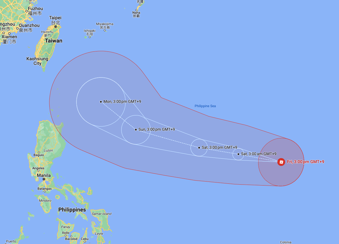 The map shows the projected path of typhoon Mawar