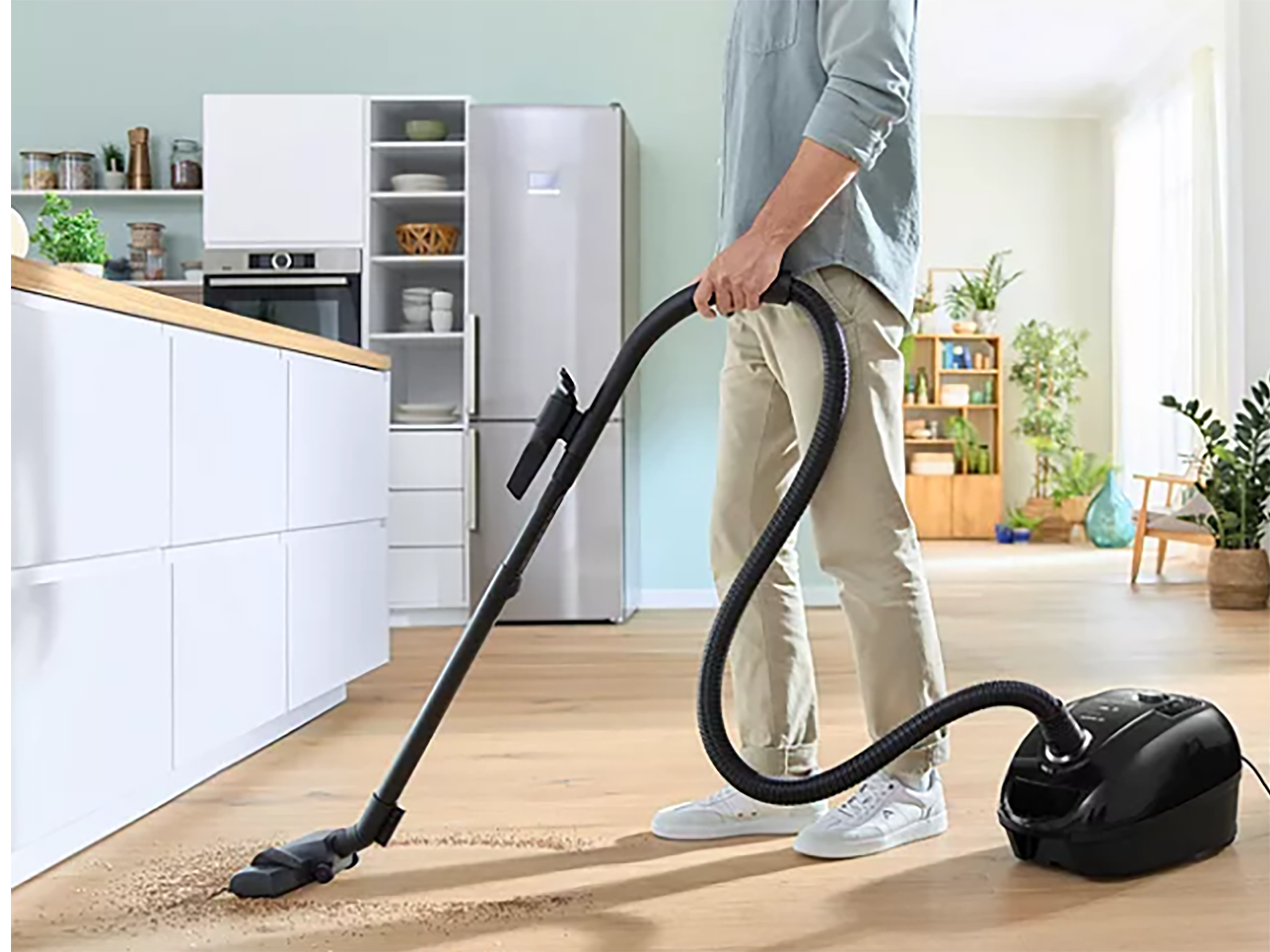 best corded vacuum cleaners Bosch series 4 proeco bagged cylinder vacuum cleaner