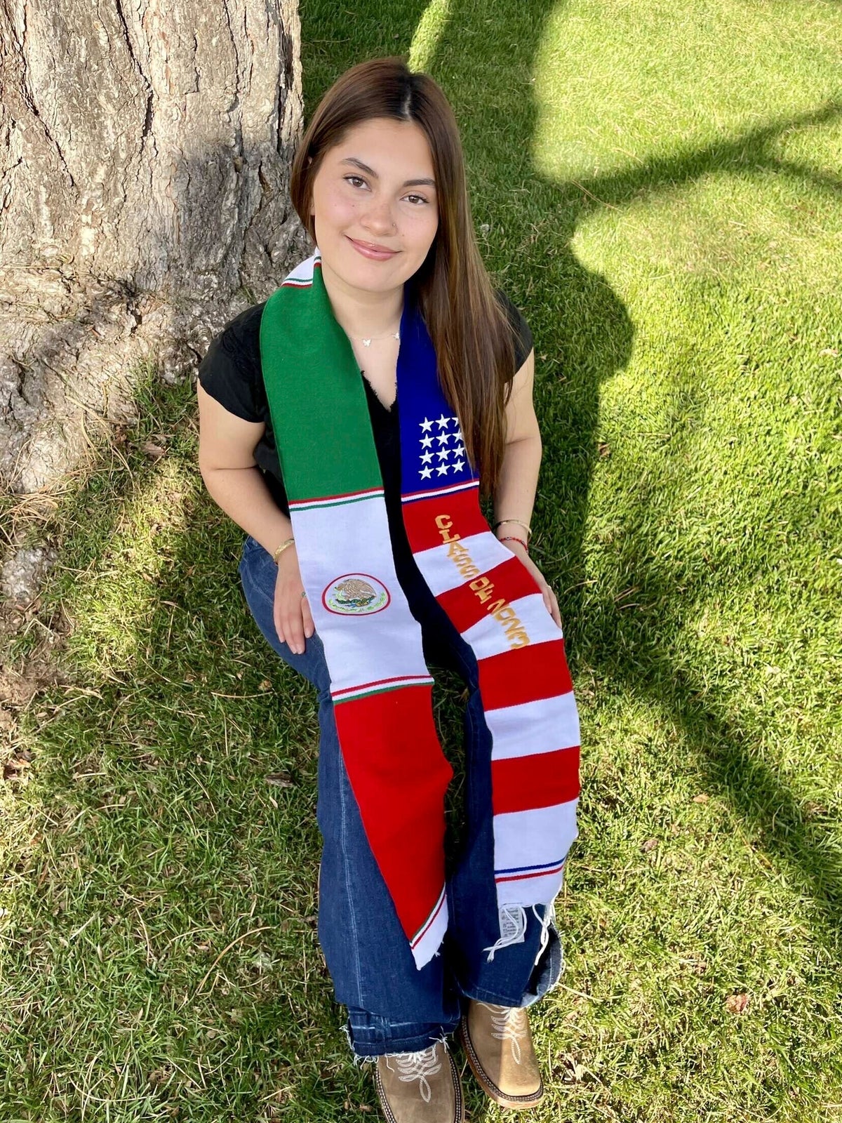 Student flouts Colorado school, wears Mexican and American flag sash to graduation