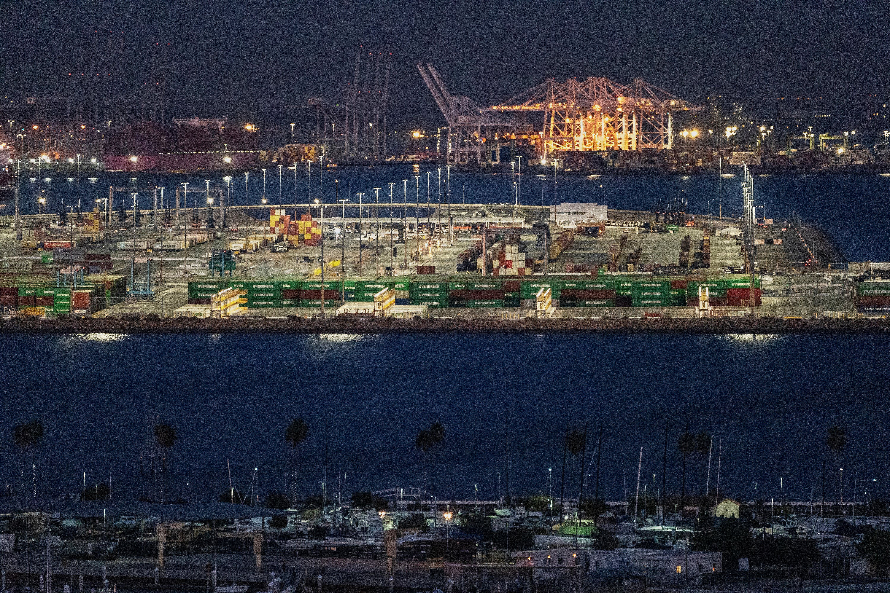 TRANSPORTE NAVIERO VERDE