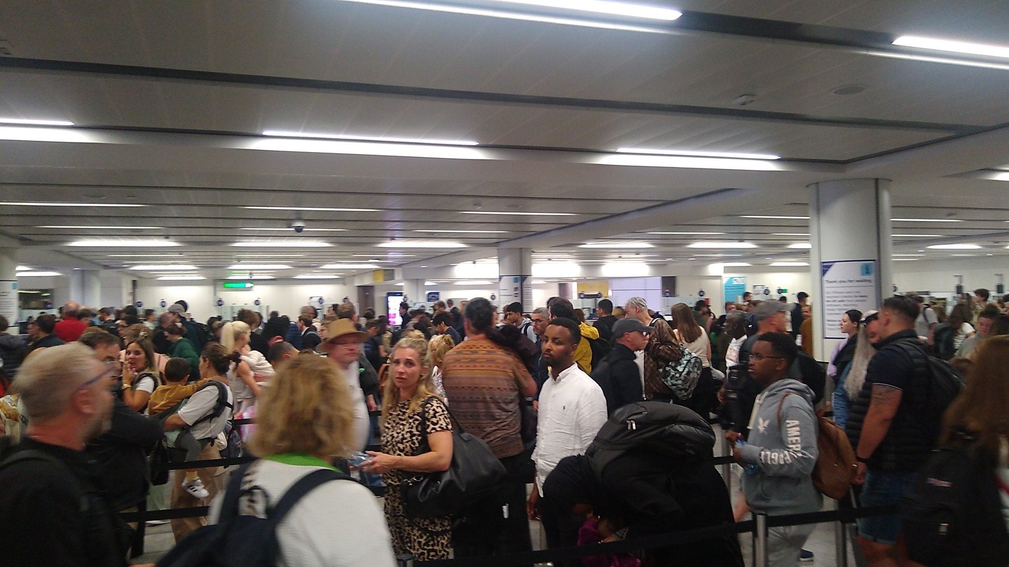<p>“Unbelievable” and “stiflingly hot” is how a passenger has described their experience at passport control at Gatwick Airport in the early hours of Saturday morning</p>