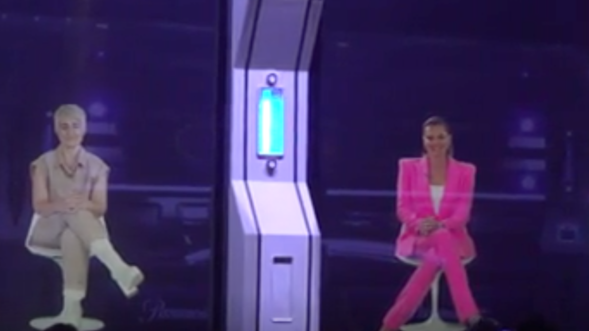 <p>Star Trek cast make history with live hologram appearance at London Comic Con</p>