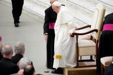 Pope Francis resumes regular appointments after canceling schedule with a fever
